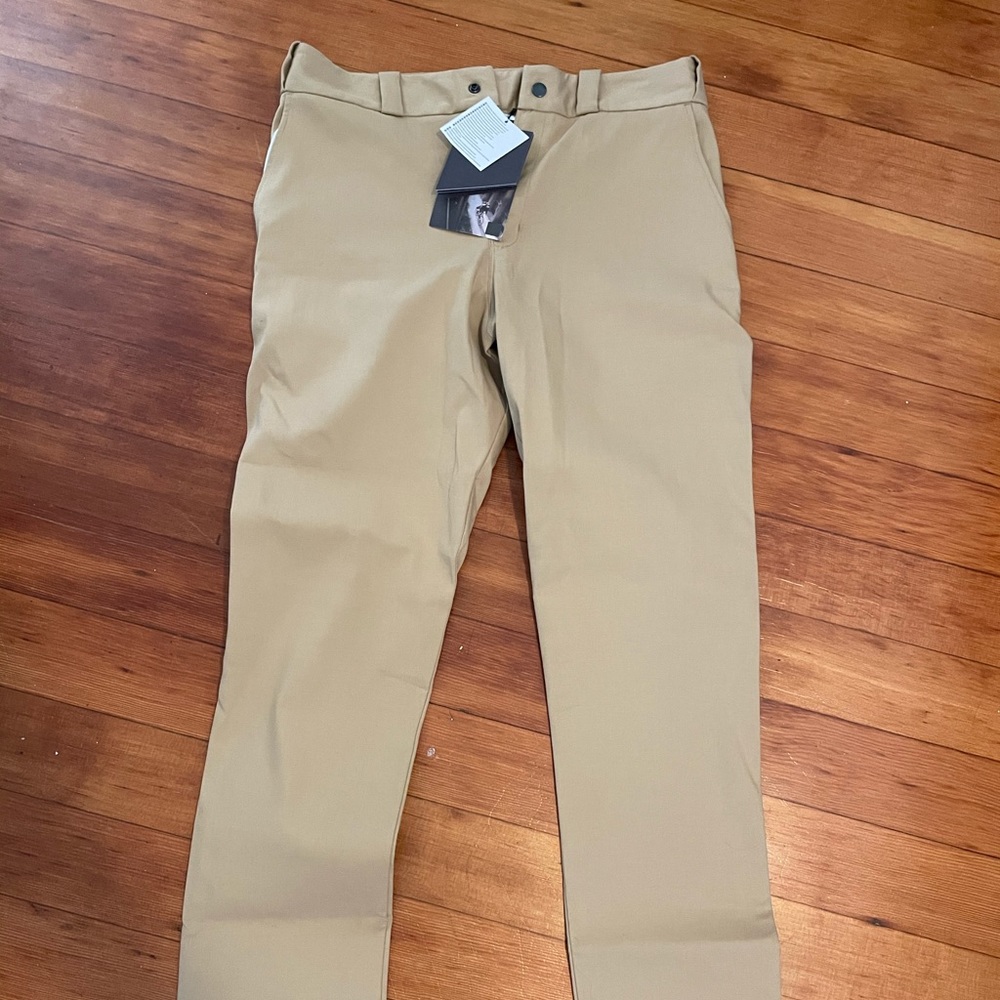 Men’s Salomon Khaki Pants NWT